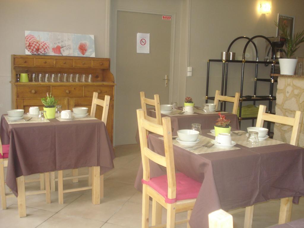 Le Terminus Hotel Tarascon Eksteriør billede
